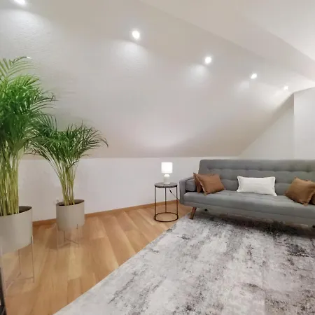 Milpau 1 - Modernes Und Zentrales Premium-apartment Mit Queensize-bett - Netflix, Nespresso Und Smart-tv Apartment