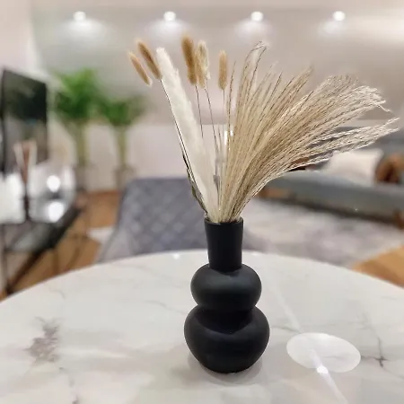 Milpau 1 - Modernes Und Zentrales Premium-apartment Mit Queensize-bett - Netflix, Nespresso Und Smart-tv Bottrop